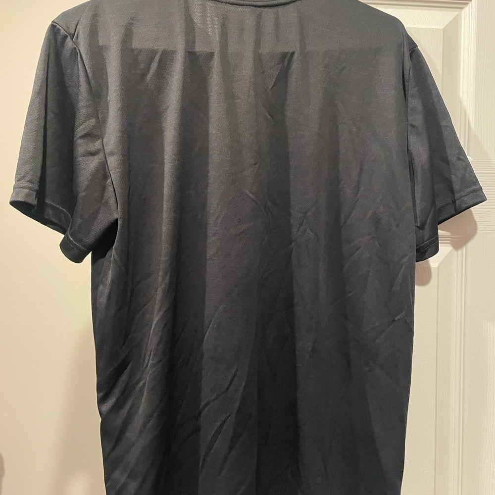 Nike Men's Charcoal Gray Tee - Picture 4 of 4